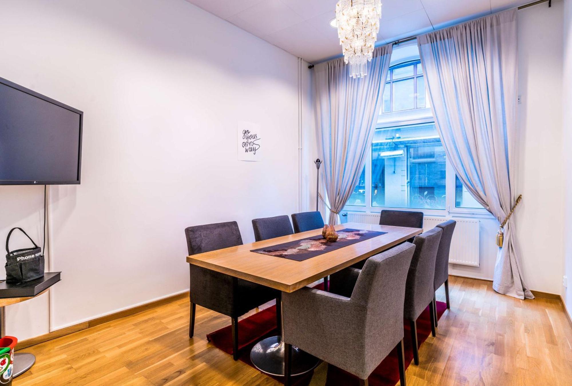 Hotell Scandic Stortorget 4*